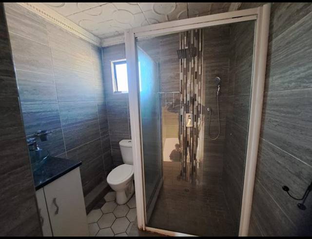 3 BEDROOM PROPERTY TO RENT IN GROVE END